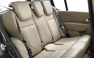 ���f���X����